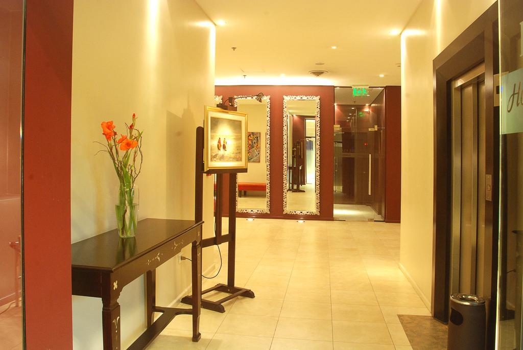 Howard Johnson Plaza Jujuy San Salvador de Jujuy Exterior photo